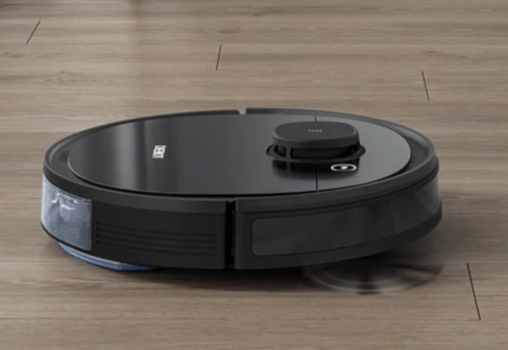 vacuum cleaning robot